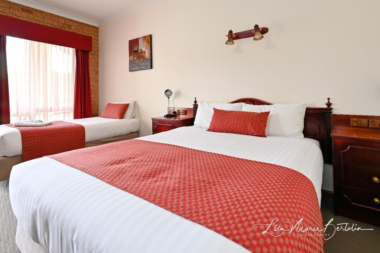 Narrandera Club Motor Inn Экстерьер фото